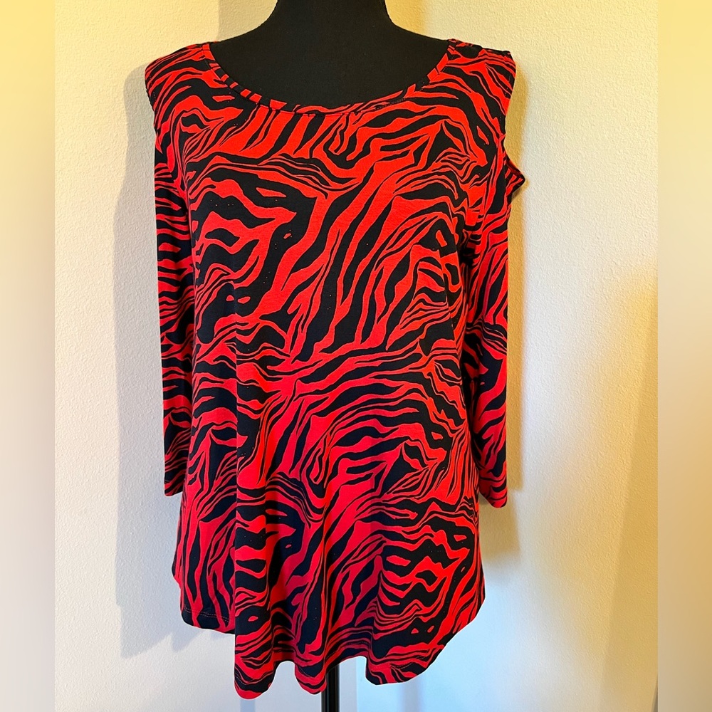 JM Collection Long Sleeve Cold Shoulder Top